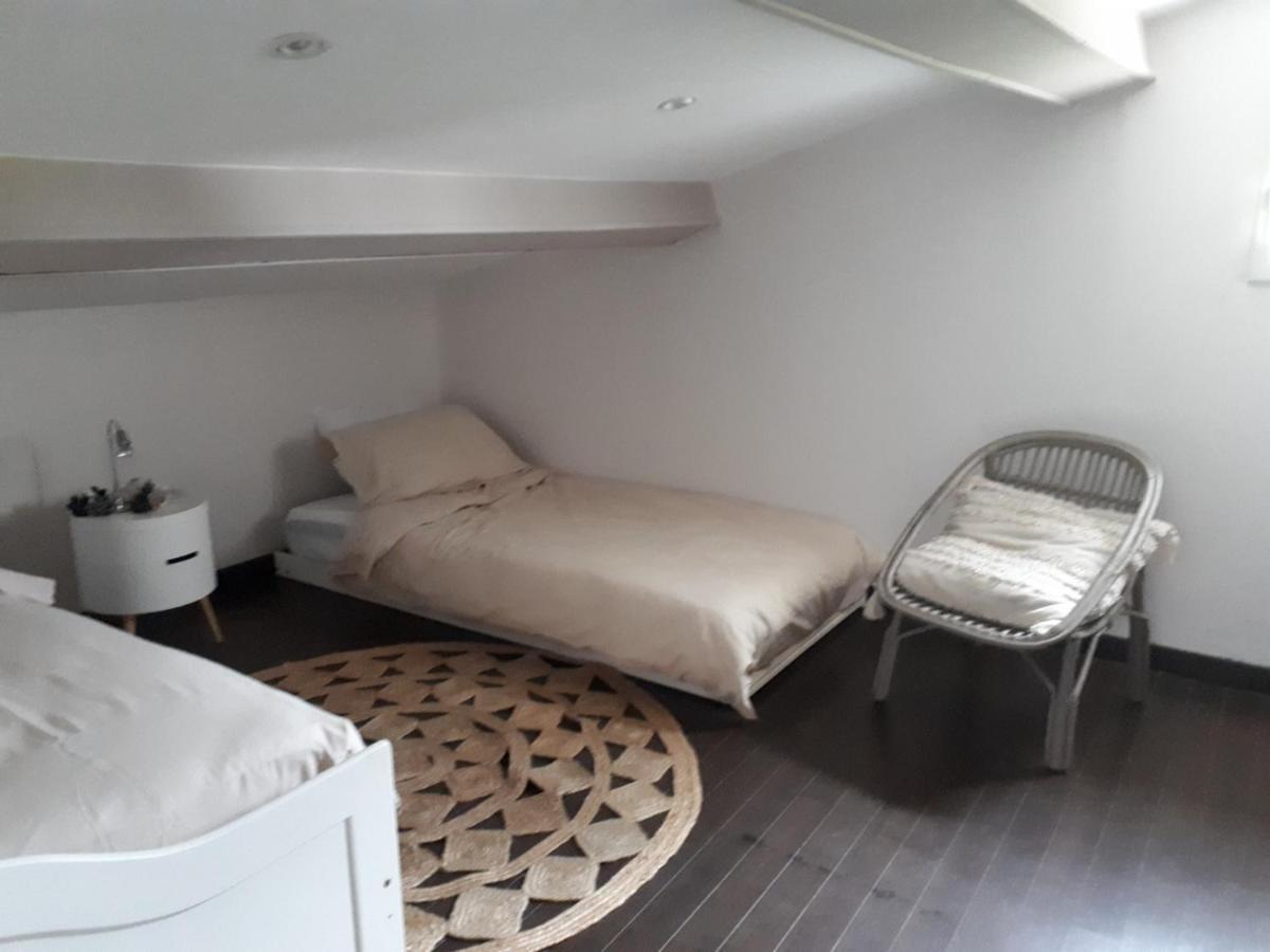 La Villa Des Ames Liees Draguignan Exterior photo